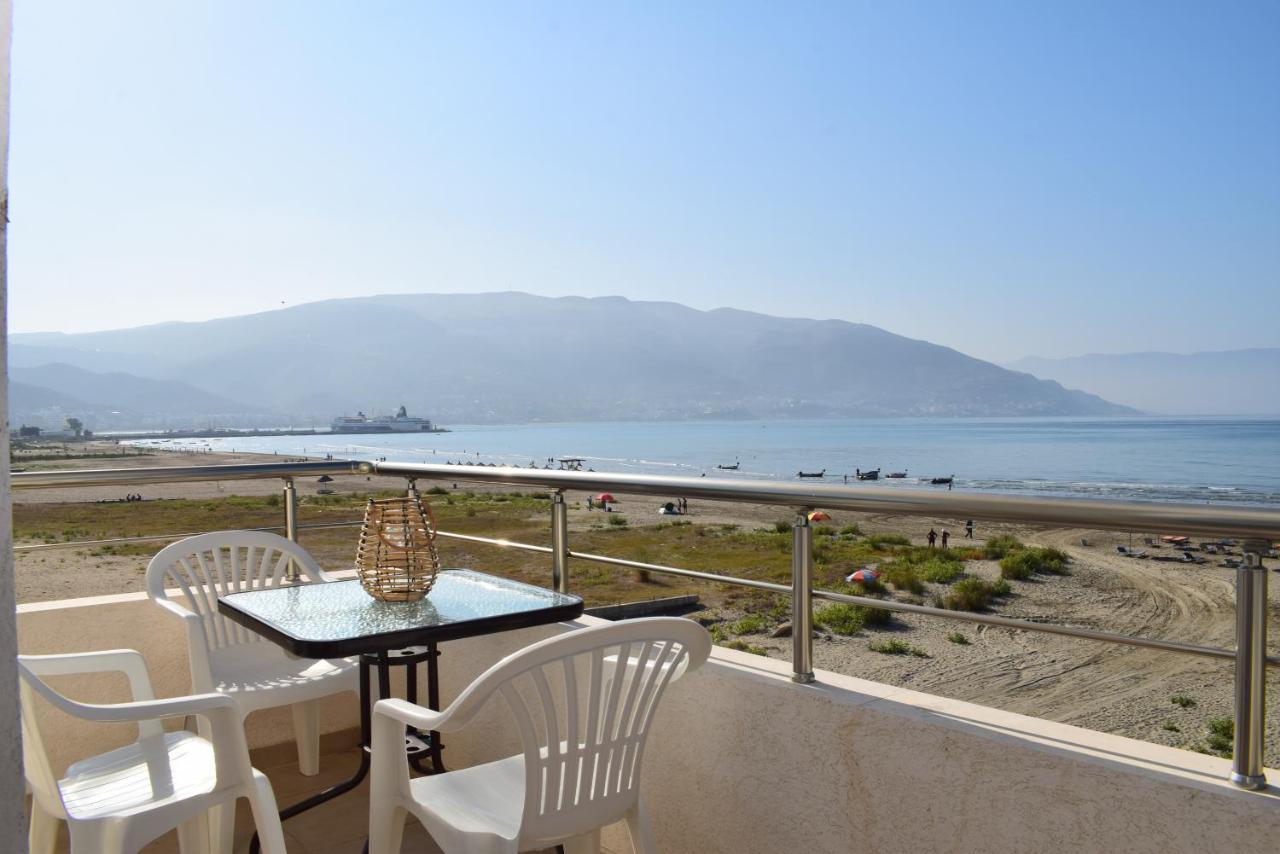 Sea View Apartment - 007 Vlora Kültér fotó